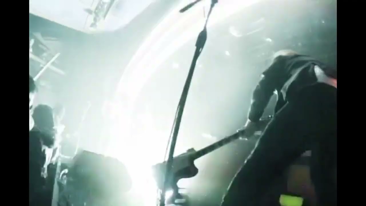 Erik Bickerstaffe guitar destruction - Loathe