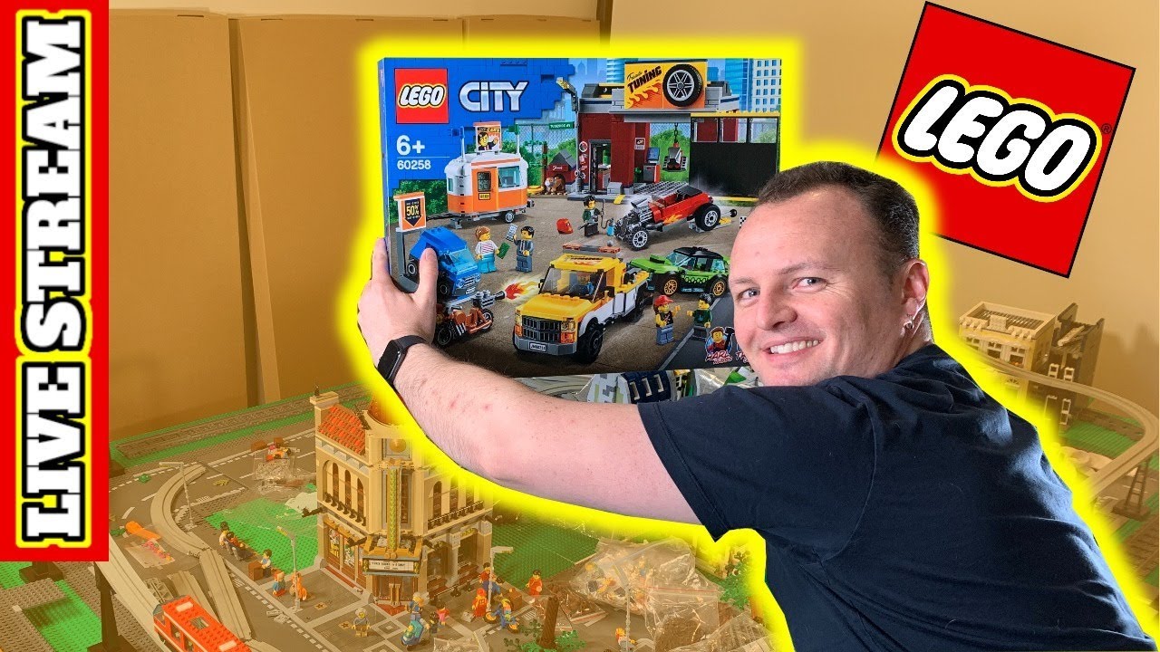 LEGO Live Build LEGO City Nitro Wheels Tuning Workshop 60258