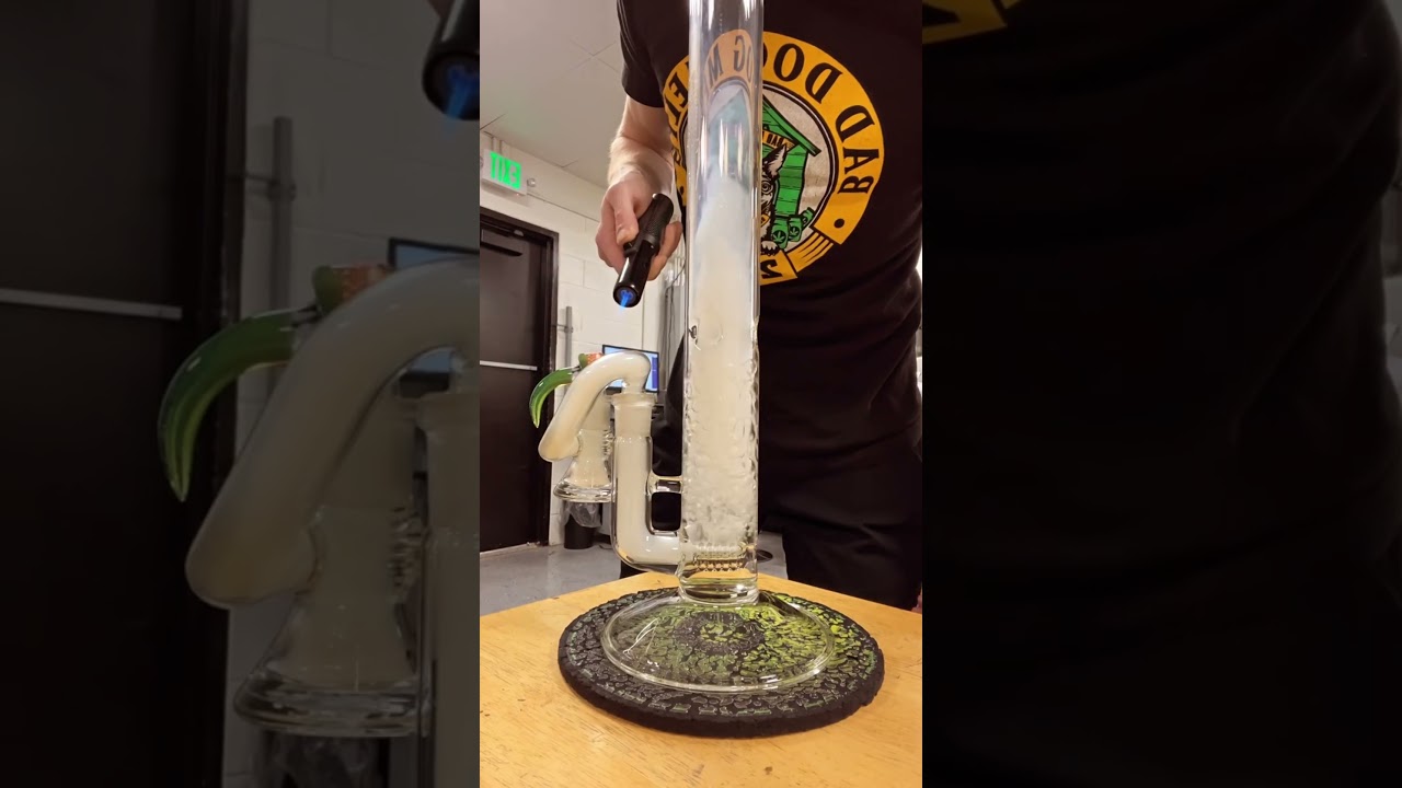 Love and Drugs! Fat bong rip! Bong sesh bong rips only💨💨 #420 #smoke