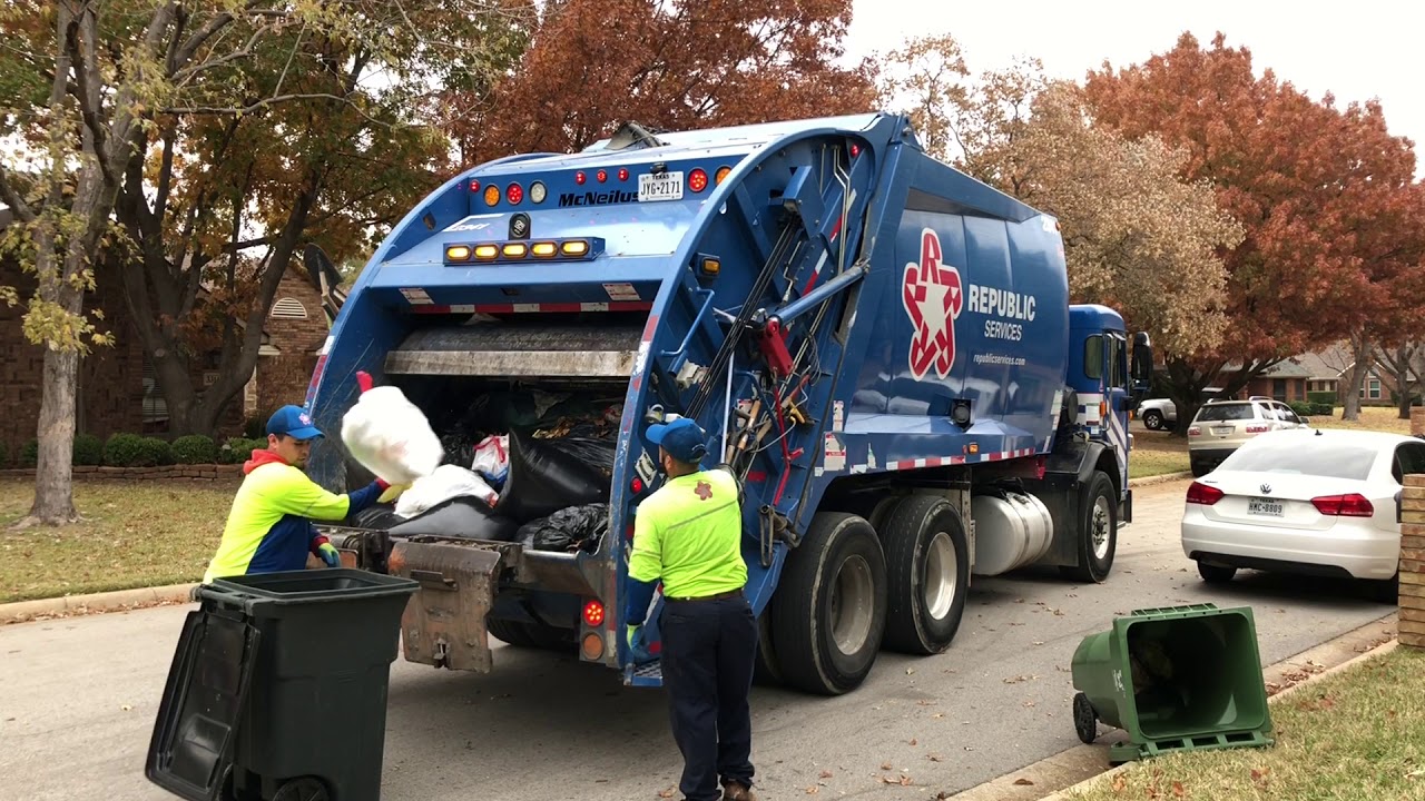 Republic Services: Rear Loader Garbage Truck on Manual Trash and Leaves