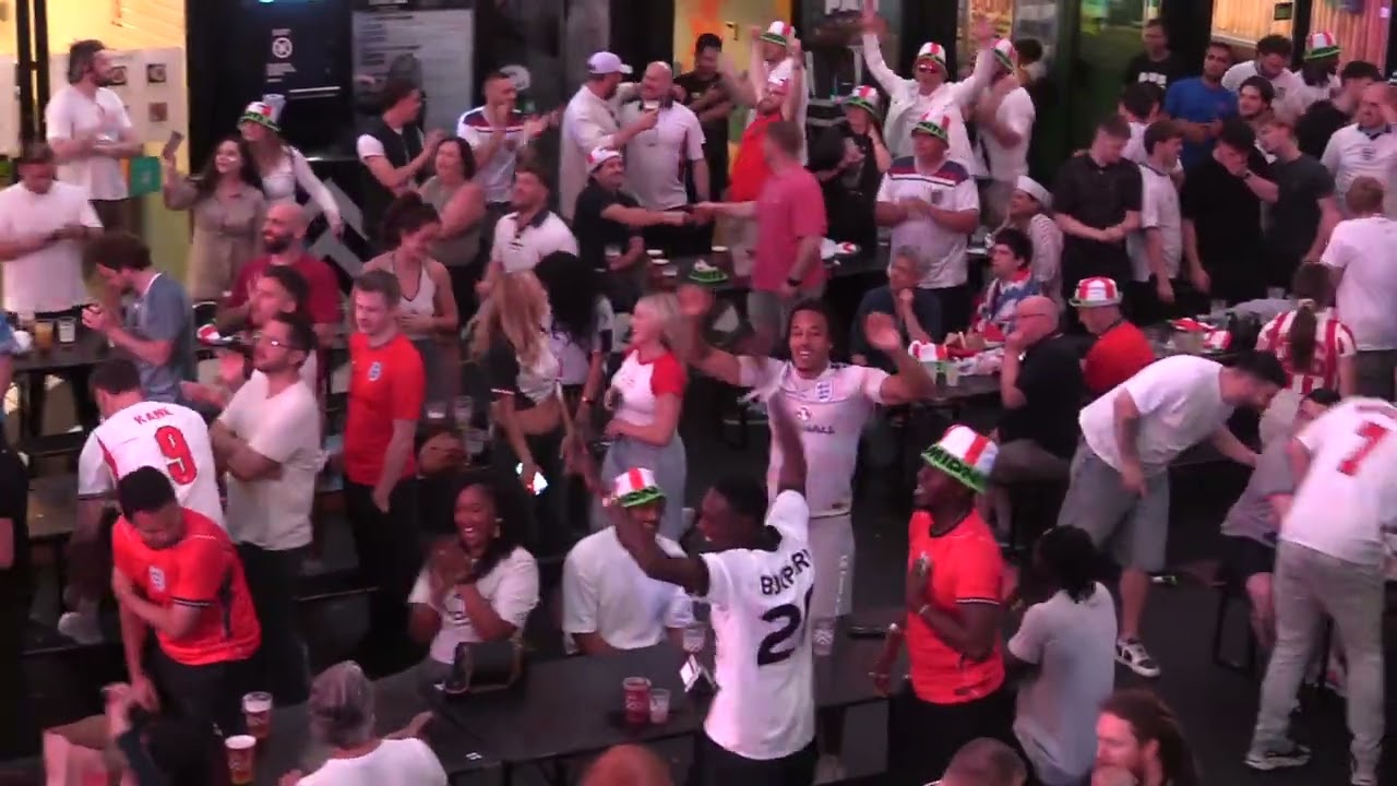 ENGLAND FANS GO WILD AS THREE LIONS BEAT CROATIA Fan Reaction to England 4-2 Croatia: World Cup 2026