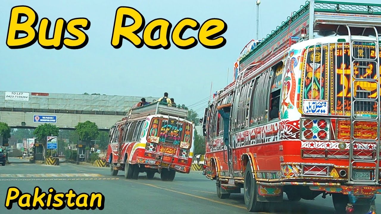 Crazing Race buses of pakistan Kingra Faisalabad time vs Raja Bus