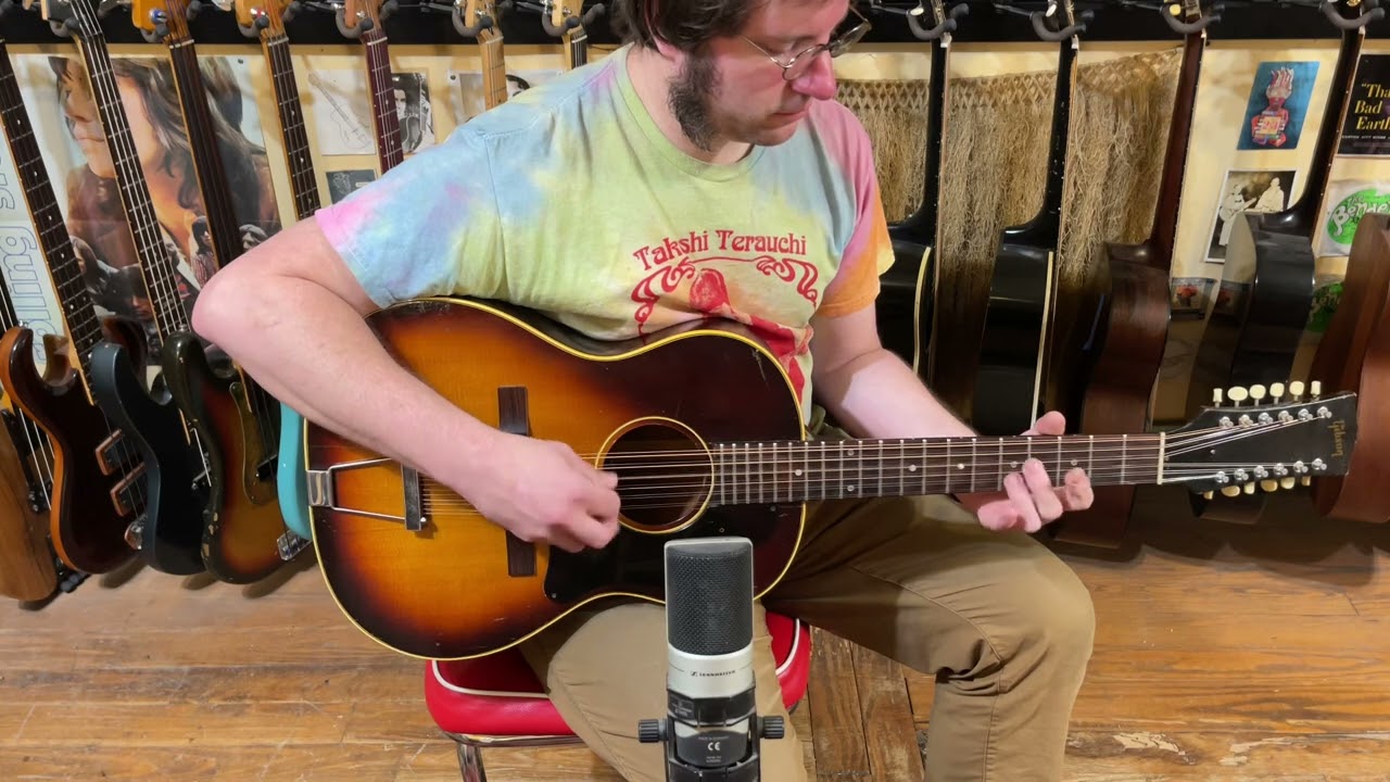1968 Gibson B-25-12 12-string 00-size guitar