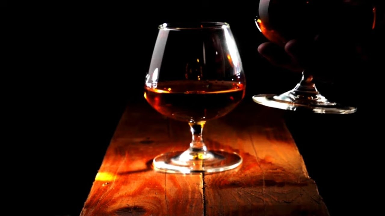 Descubra los secretos de la elaboraci&oacute;n de su propio brandy aut&eacute;ntico!