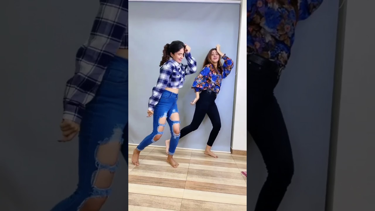 Cham cham nachdi phiran || 🥰🥰 || Nisha guragain || Bollywood dance | #turn_on_dance #shorts #dance