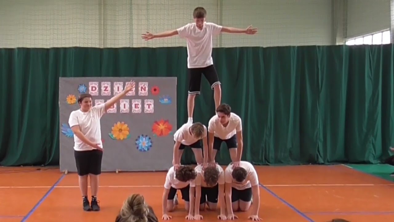 Dzień Kobiet w SP Miedary