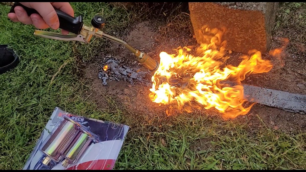 Testujemy zestaw palników dekarskich do papy termozgrzewalnej.