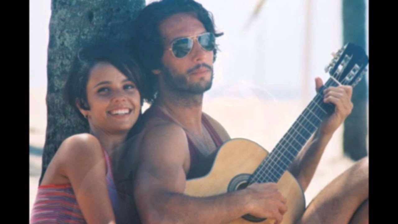 D&eacute;bora Falabella - Trayectoria