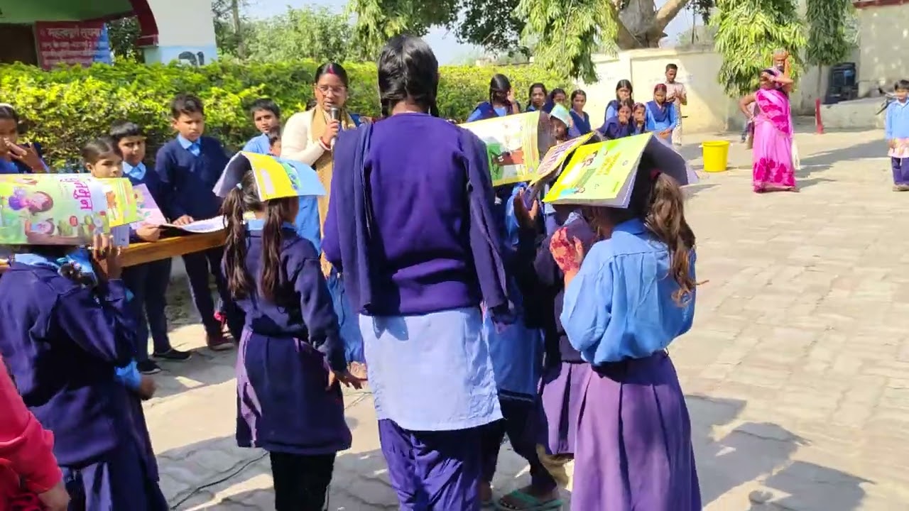 बैलेंस गतिविधि बच्चों के बीच करवाया गया।