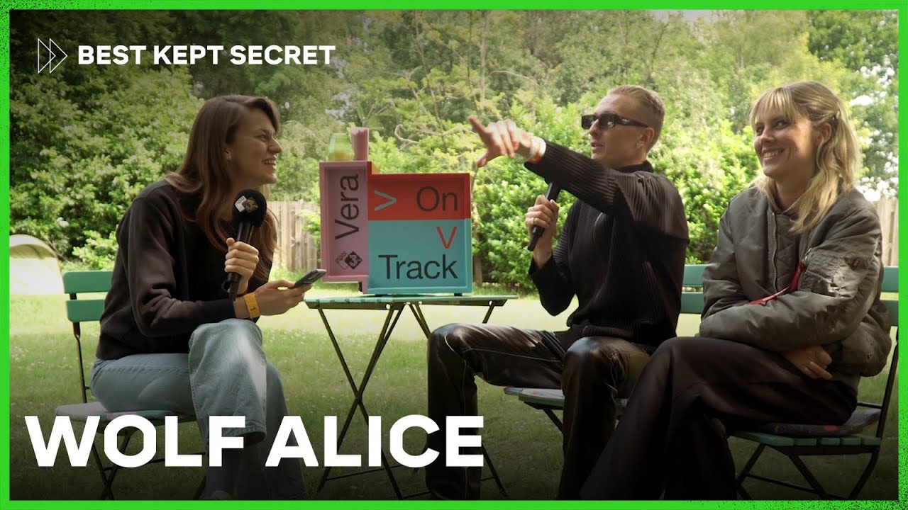 Wolf Alice on festival camping & High School Musical | Interview | Vera On Track | NPO 3FM