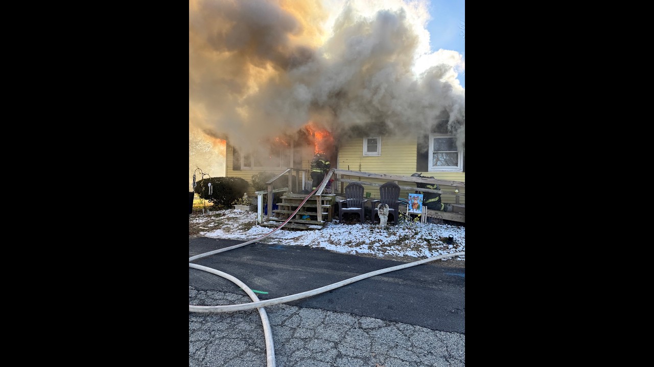 Crumpton VFD Assist Chestertown VFC on a Working House Fire.