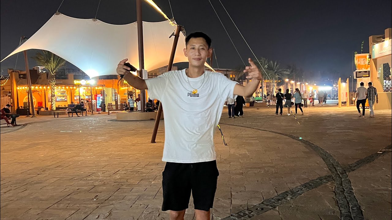 First intro vlog in Mamzar beach park,Dubai. Hope you guys enjoy it. Kept it short and sweet. A ☮️