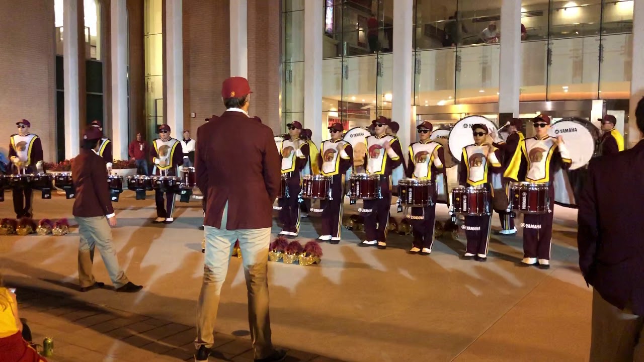 USC Drumline warm up before Cal game 11/10/2018