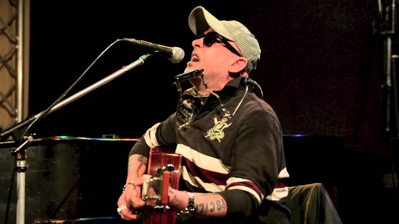 Rockn Rollf at ArtBar