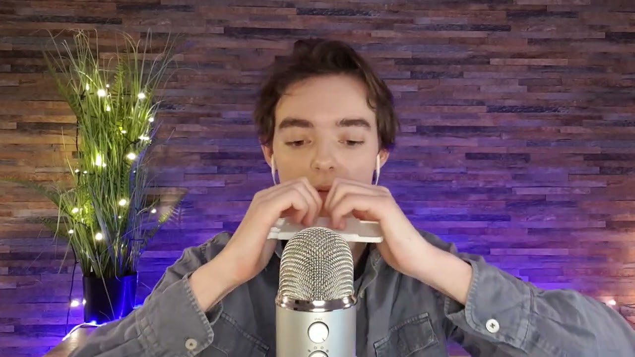 Ma premiere video ASMR (tapping)