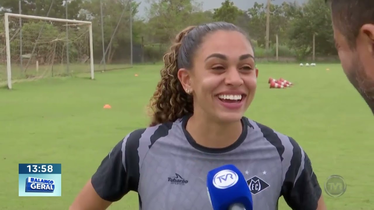 Santos e Mixto se enfrentam em partida do Brasileirão Feminino