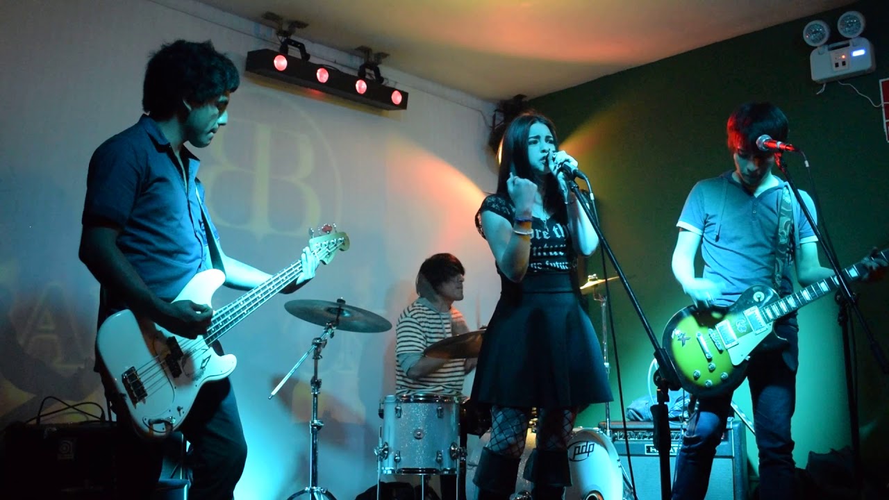 Losing Grip - Avril Lavigne (cover by Black Lullaby)