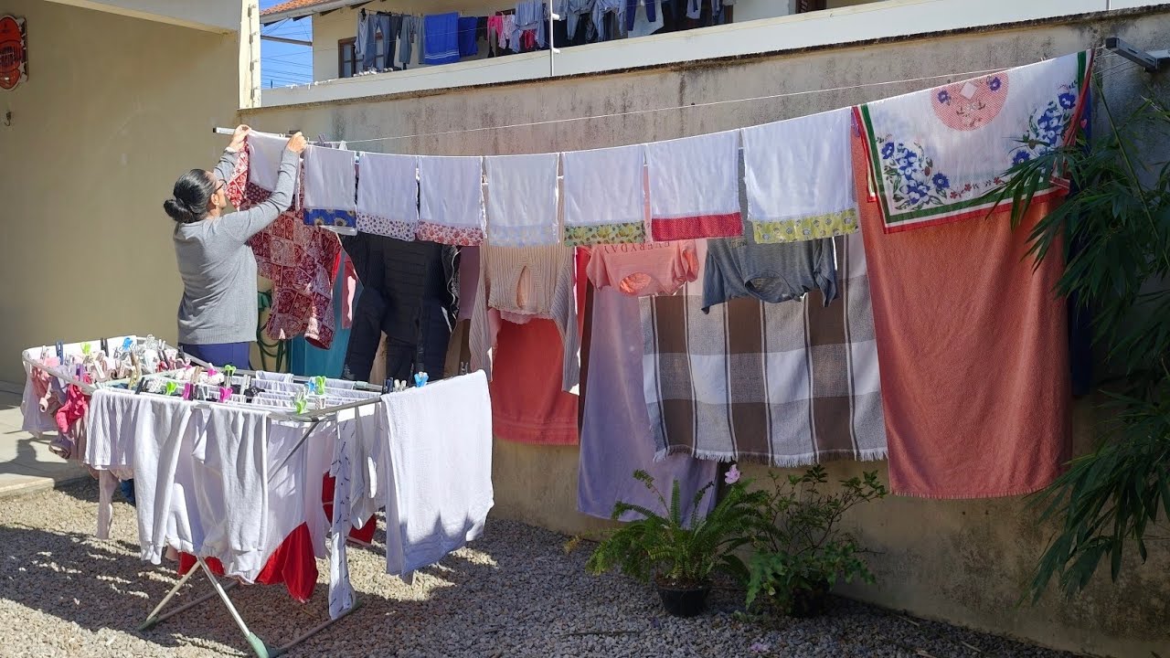 2 DIAS LAVANDO ROUPA COLOCANDO ORDEM NA LAVANDERIA LIMPEZA ORGANIZA&Ccedil;&Atilde;O VOLTANDO NA ATIVA DO CANAL!