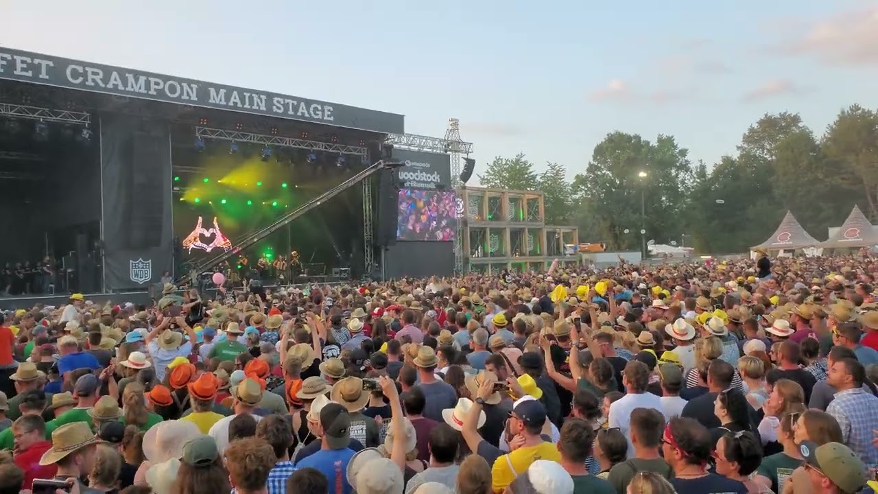 Berghain (mit Text) - Woodstock der Blasmusik 2023 Fäaschtbänkler