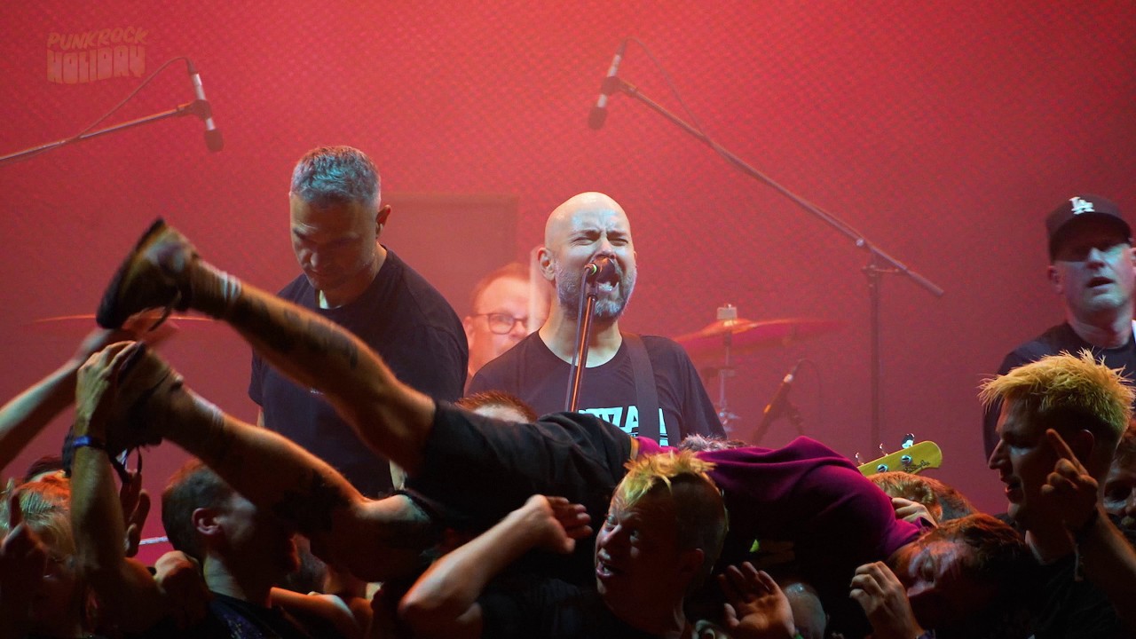 MILLENCOLIN - No Cigar (Multicam) live at Punk Rock Holiday 2.5