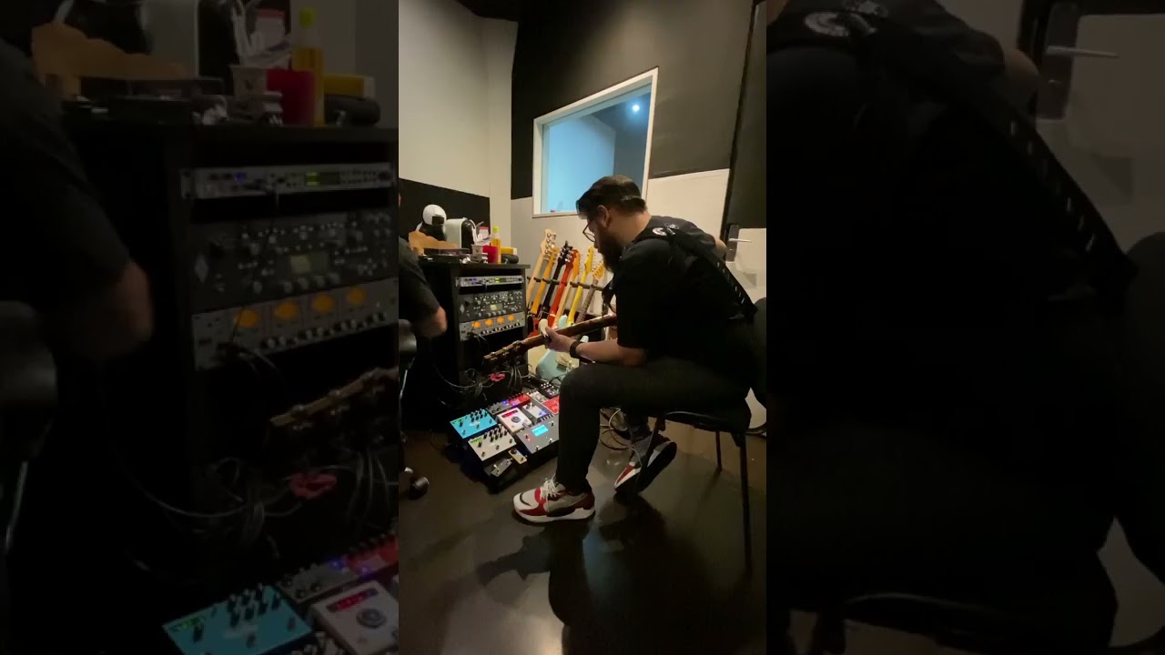 ANDRES CASTRO GUITARRISTA DE GENERACION 12 PROBANDO AMBIENTES WORSHIP