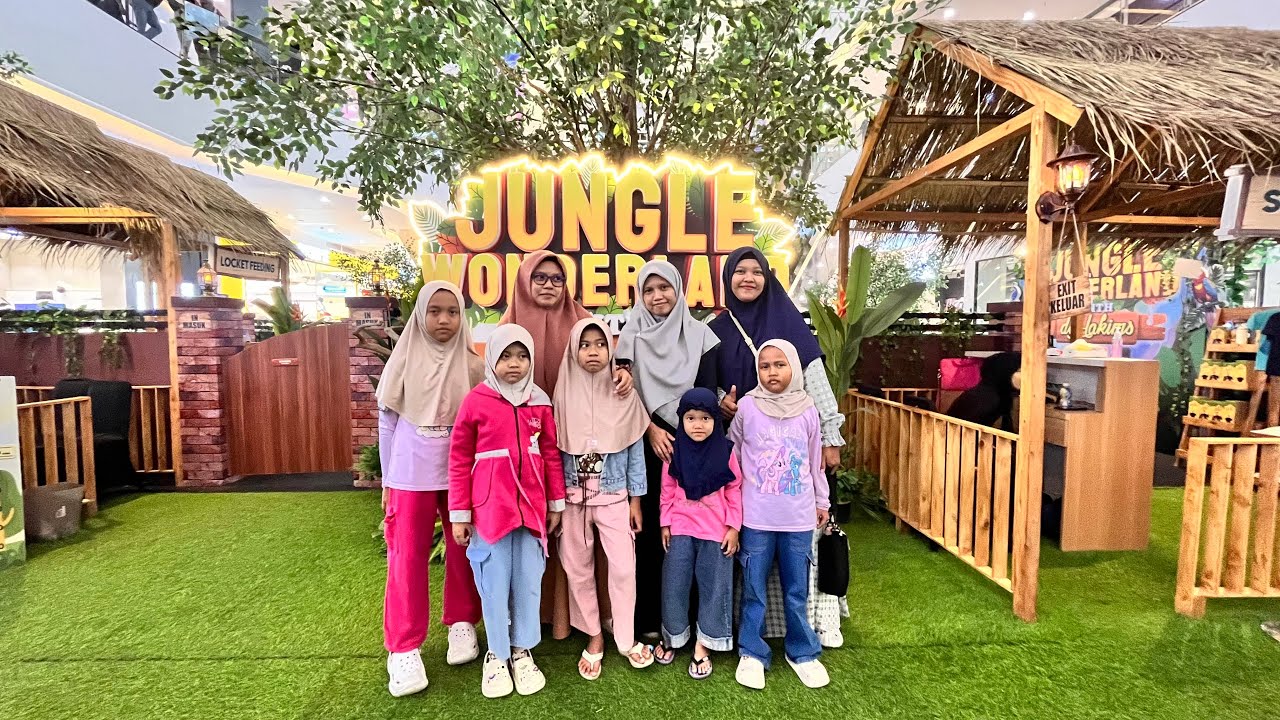 Jungle wonderland with de hakims-mall ciputra Tangerang