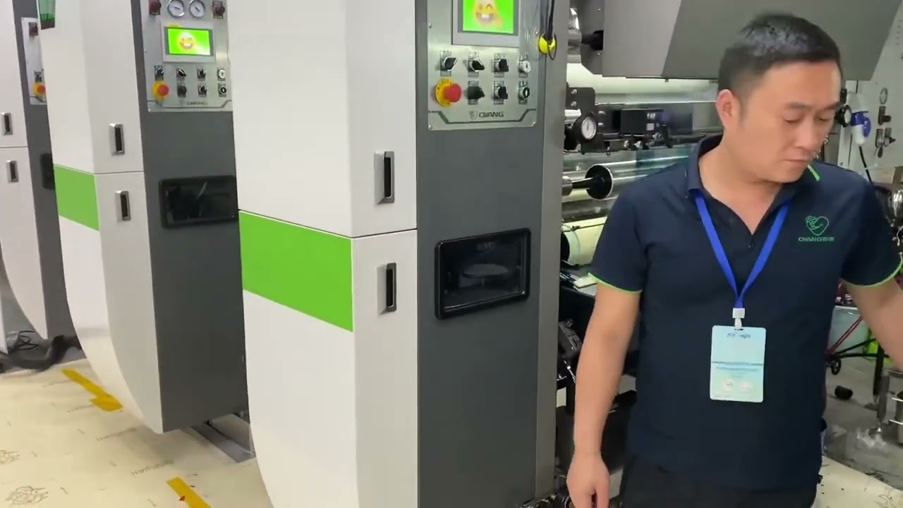 Oyang High Speed Rotogravure Printing Machine Real Production At Exhibition