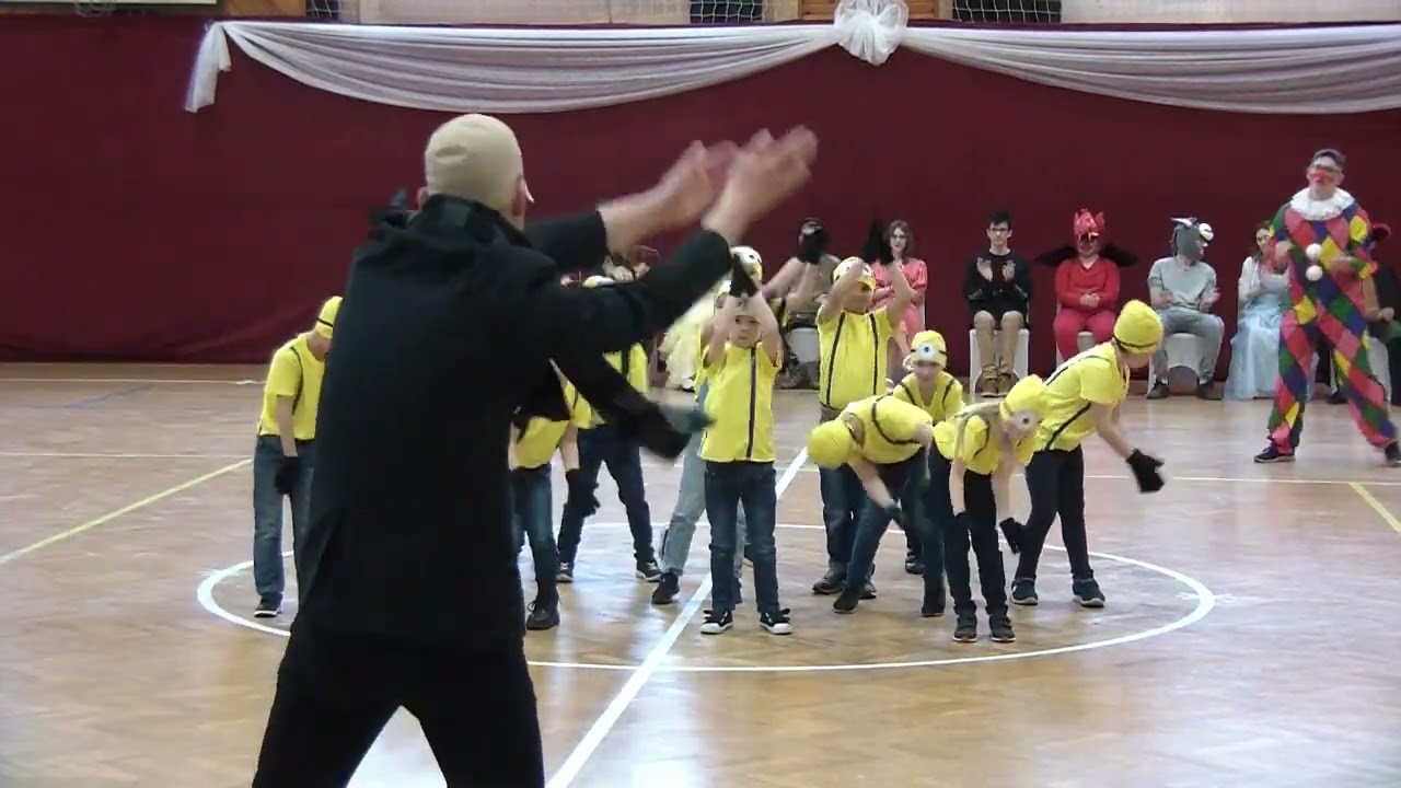 1. a osztály: Gru és a minyonok