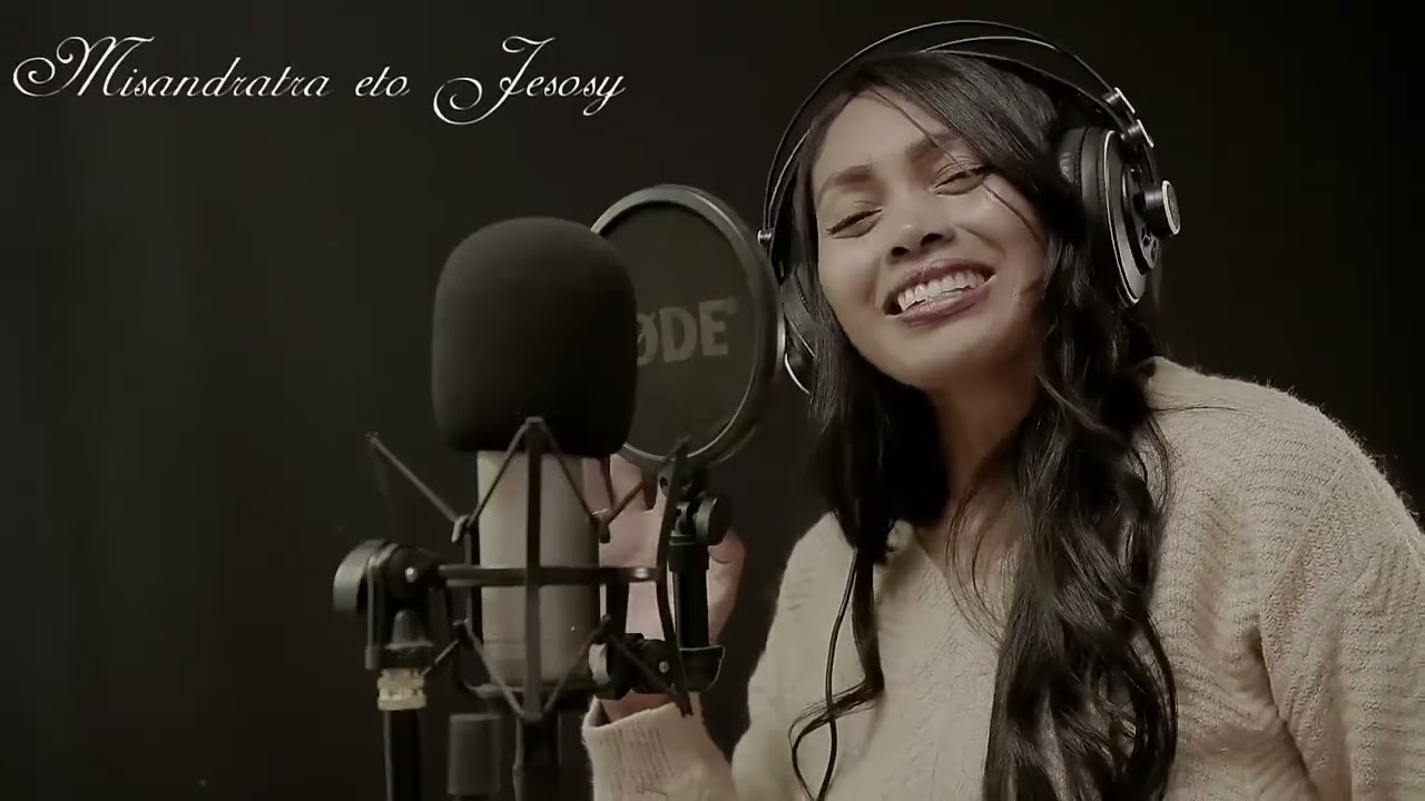 ♫ Amintsika JESOSY - Adilia