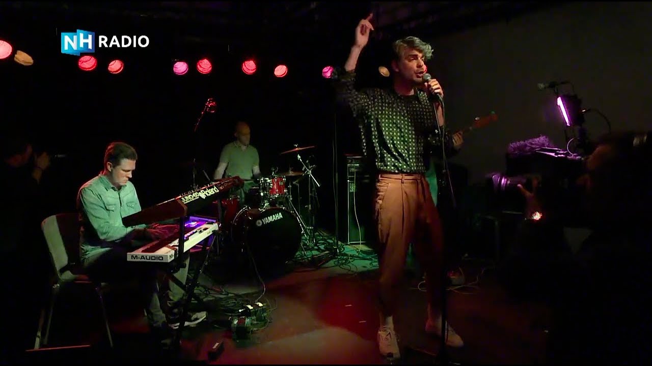 Tim Treffers - Who is fooling who (Live Countdown Caf&eacute;)