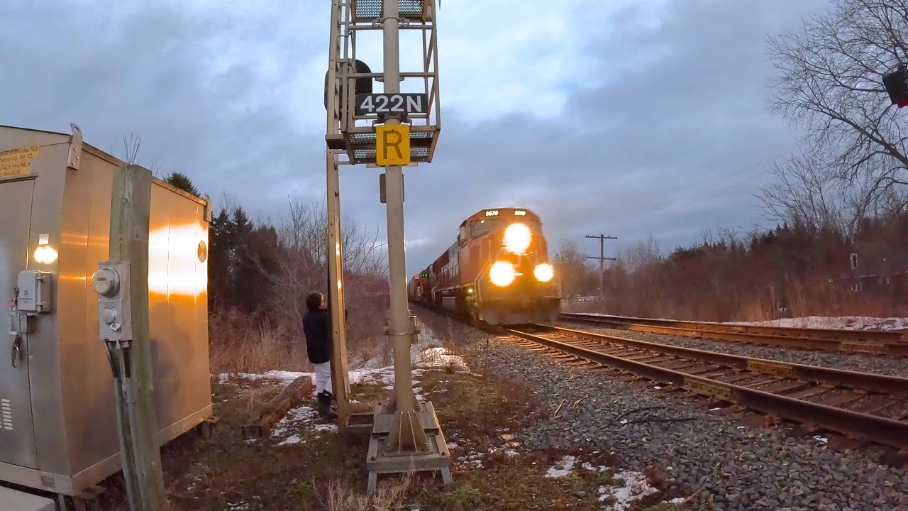 X394 and 435 at creditville on