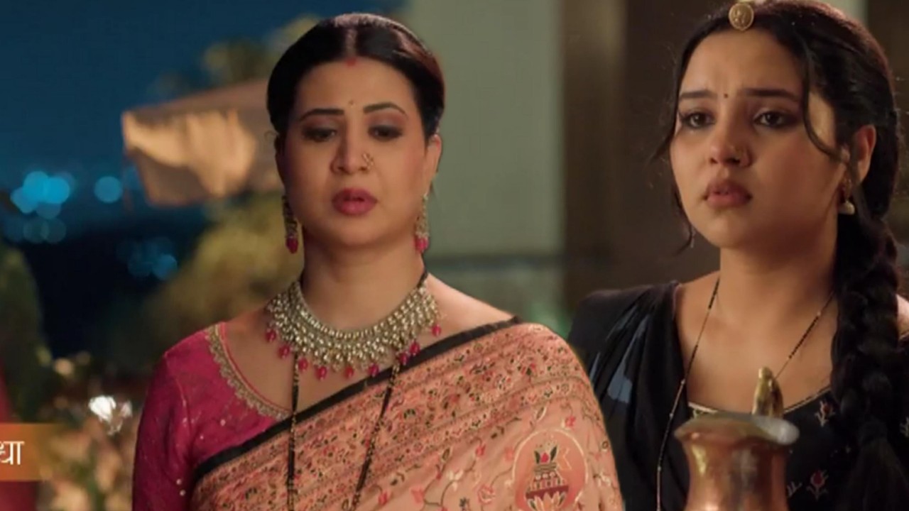 Vasudha 4 March today Full episode twist | Chandrika Rejects Vasudha again For Holi celebration
