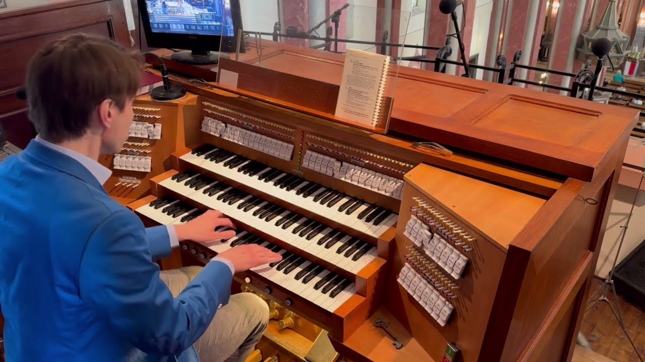 „Mazurek 3 Maja” improwizacja organowa - Adam Tański