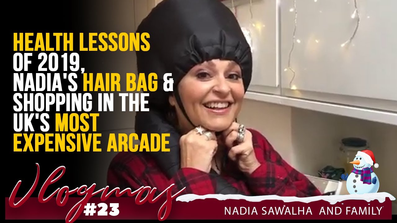 VLOGMAS 23 The HEALTH Lessons of 2019, Nadia's HAIR BAG & Shopping in the UK's MOST EXPENSIVE ARCADE