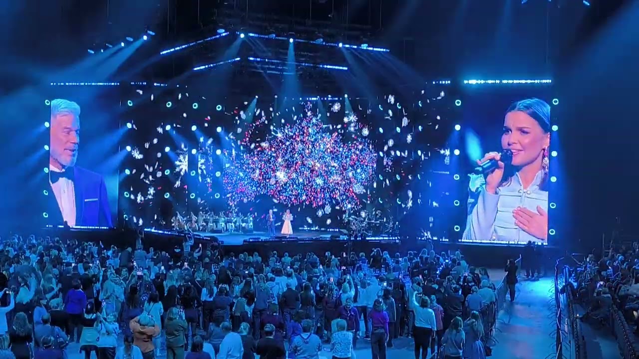 Олег Газманов и Татьяна Куртукова на Главном Новогоднем концерте 2026 в Live Арена