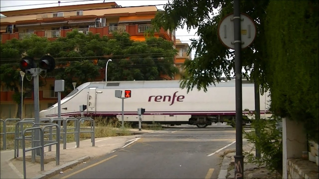 Spoorwegovergang Salou (E) // Railroad crossing // Paso a nivel