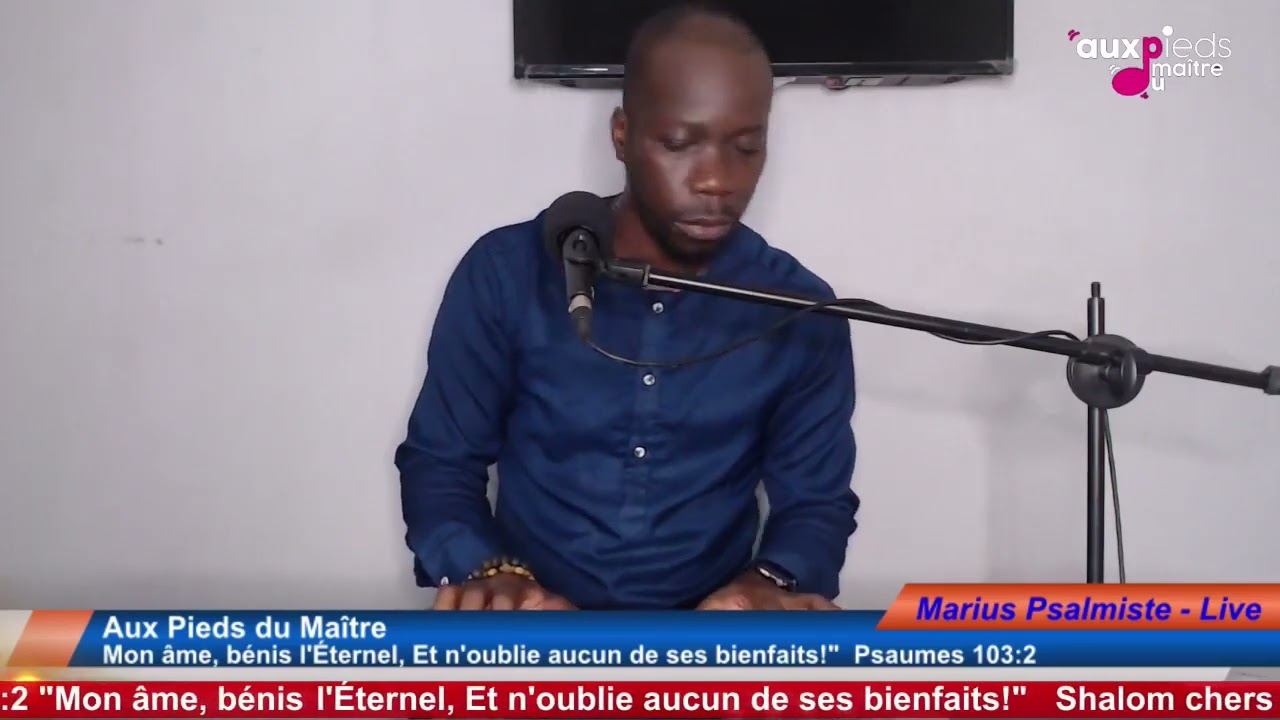 Marius Psalmiste   Live Aux Pieds du Maître (c'est grâce à Toi - prosternés, adorons etc)