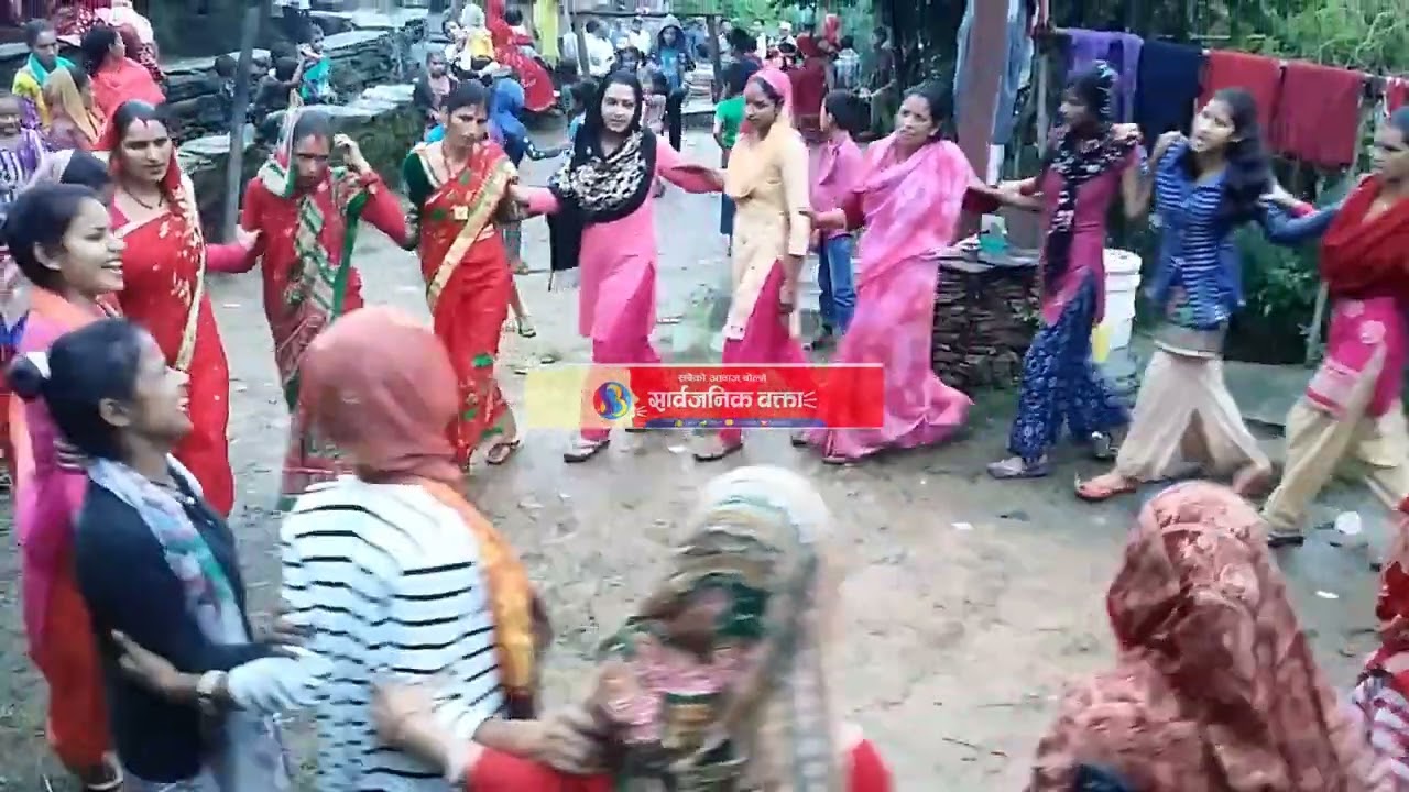 woman dhamari