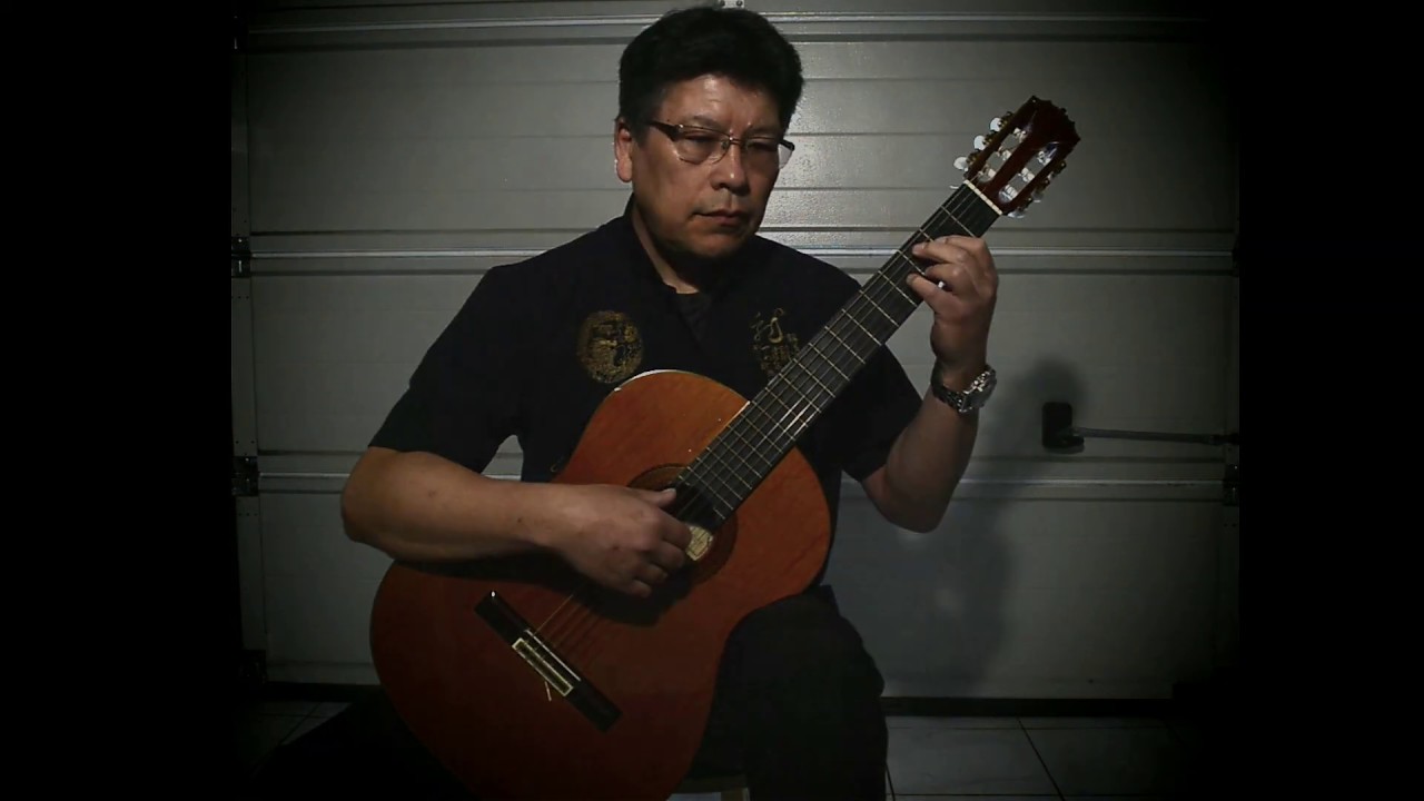 Peanuts Azul (Bossa Nova) - Ken ichi Ebe. Played on guitar by Yunlong Li.