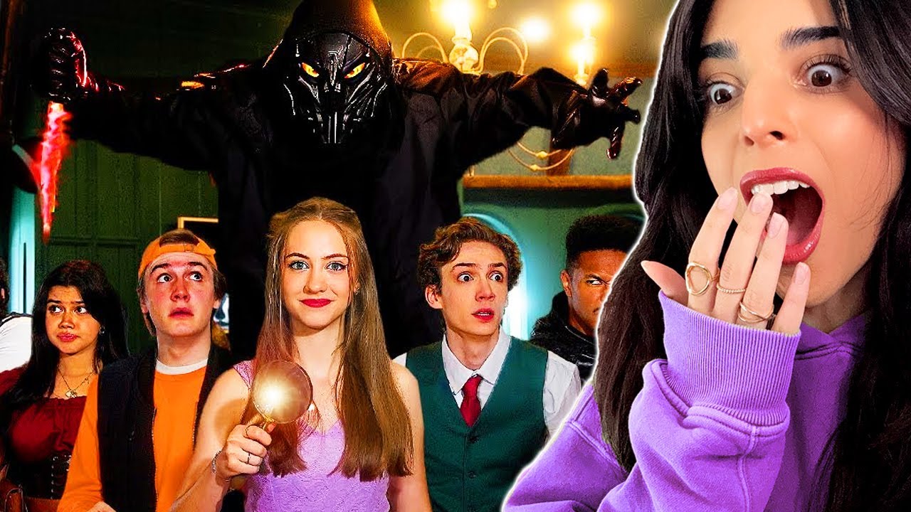 ROBLOX MURDER MYSTERY In REAL LIFE! *Reaction*