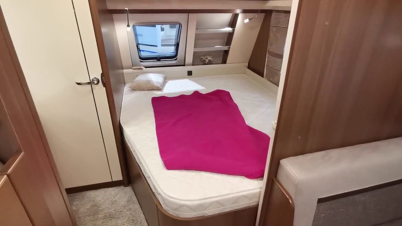 Hobby Prestige 720 UKfe - stor husvagn för barnfamiljen