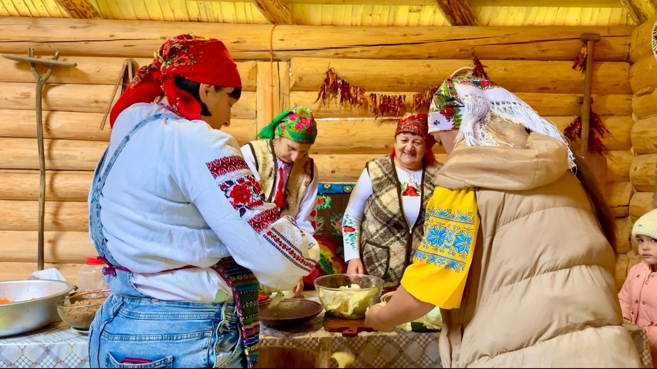 Day of life in the Carpathians| homemade dishes for defenders