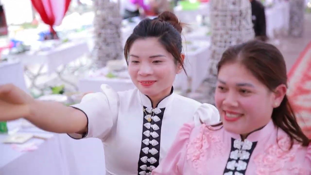 Nhảy Cực Căng Cùng Bạn Bè Chú Rể Minh Hoàn & Cô Dâu Thu Hằng | Chiềng Xôm