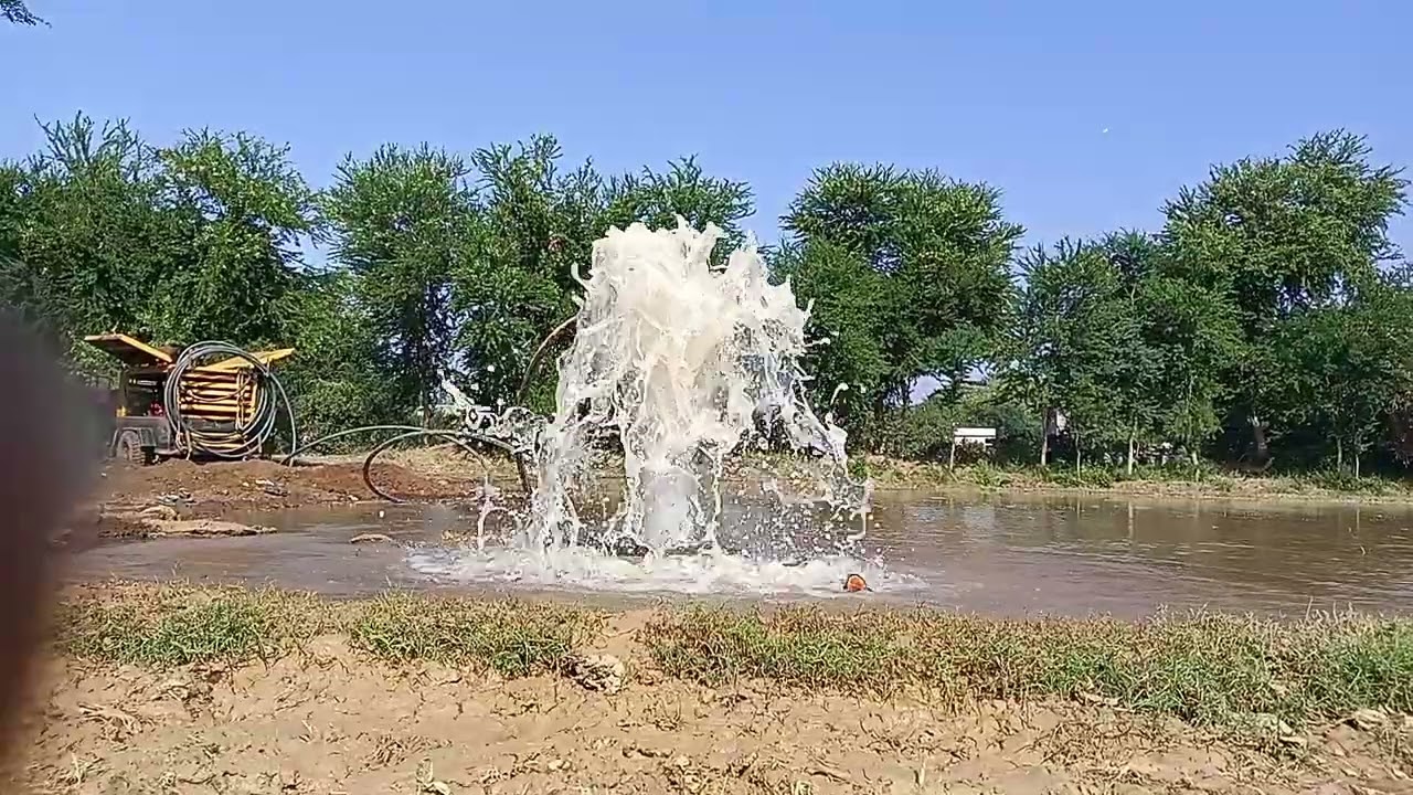 5 daya bor #morad ma #tractor  machine #ear compressor #full water #in to moj #kecing paip pvc