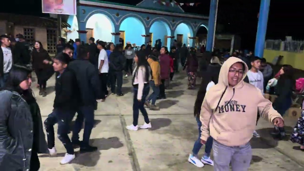 Que chingon bailan con [LOS REALES DE OAXACA] en la Trinidad coicoyan, fiesta patronal 2025 , 🔥🔥🌎..