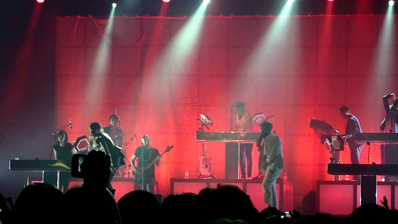 Mark Ronson - Bang Bang Bang (live in Tel Aviv, August 2011) - HD