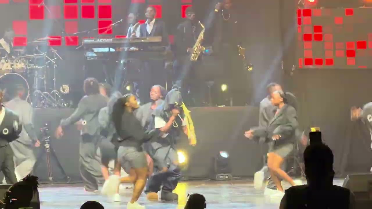 Bling 4 x Runna Rulez Full Performance on Nama Awards in 4k