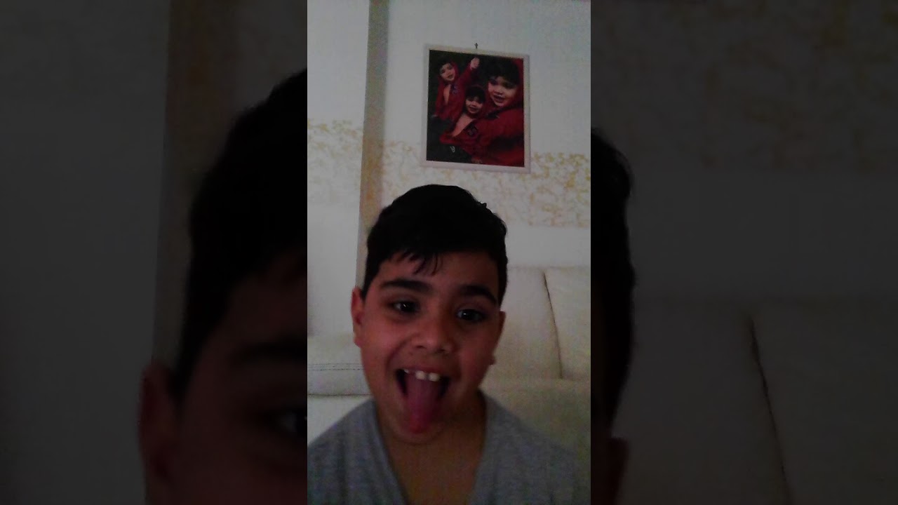 Reaction  alla nuova  canzone di  Alessandro  Montesi paranoia