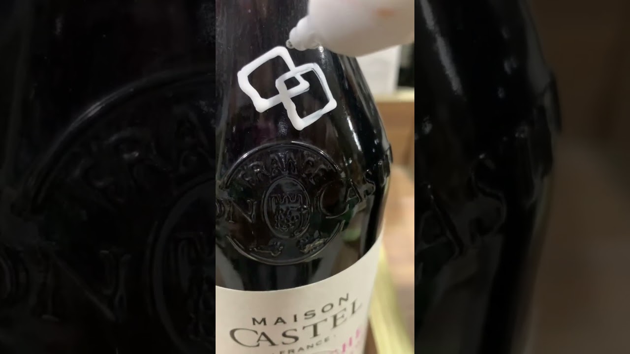3D cube DRAWING - art on bottle 