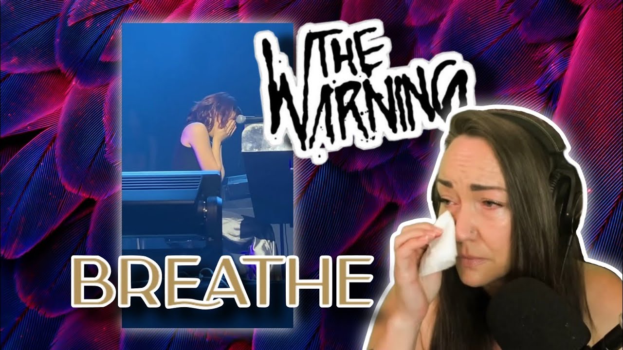 I'm crushed! | The Warning (Pau) Performs Breathe Live At Pepsi Center CDMX